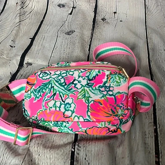 Lilly Pulitzer Pink and Green Floral Belt Bag - Picture 3 of 4
